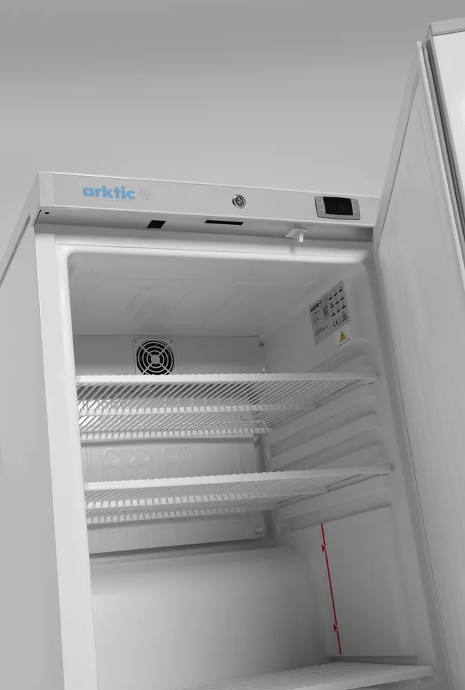 Vis Budget Line cooling cabinet in a white painted steel casing, Arktic, Budget Line, 100L, White, 230V/110W, 637x600x(H)835mm, bilde 6